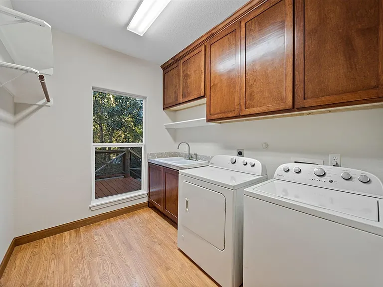 4510 Lininger Ln — Photo 23