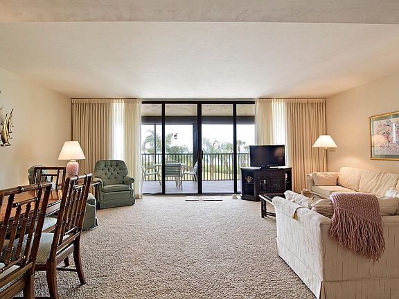 3rd image of 10951 Gulf Shore Dr #203