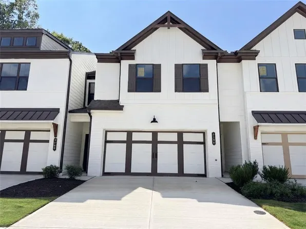 4186 Millstone Park Ln, Gainesville, GA 30504
