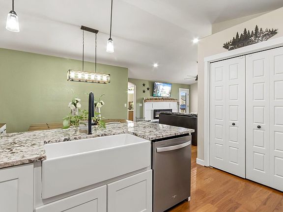 5th image of 7491 Eustis Dr