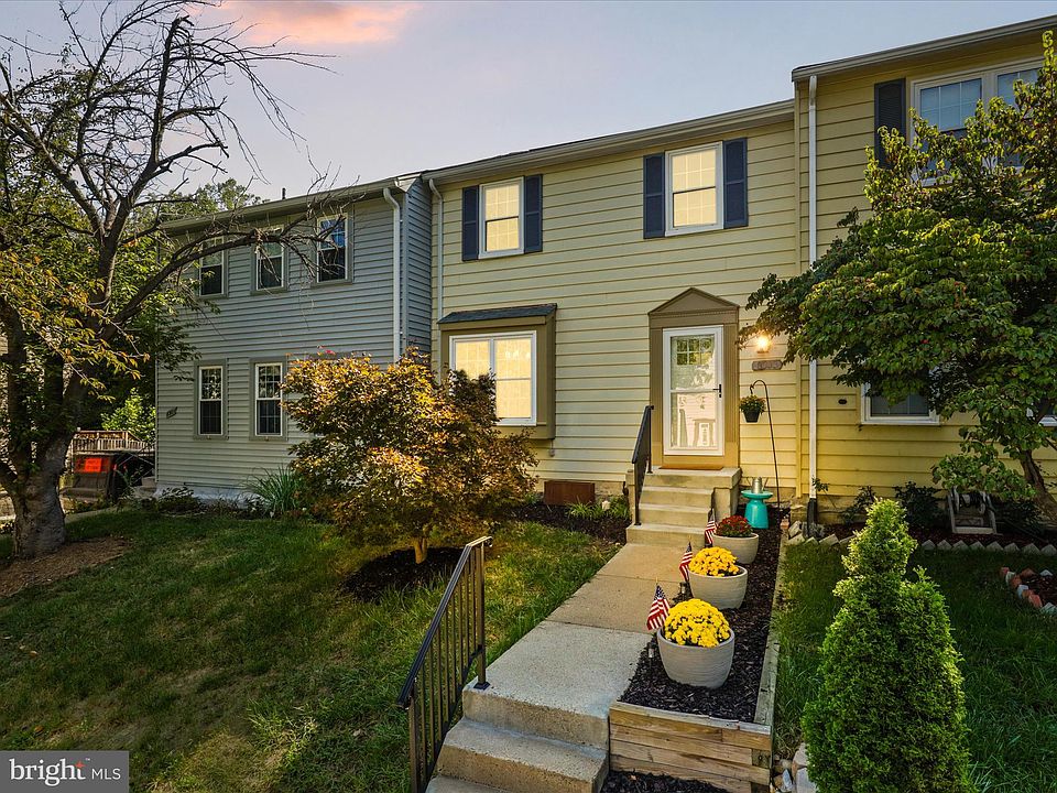 1st image of 8303 Stationhouse Ct