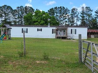 5086 Red Barn Rd, Milton, FL 32583