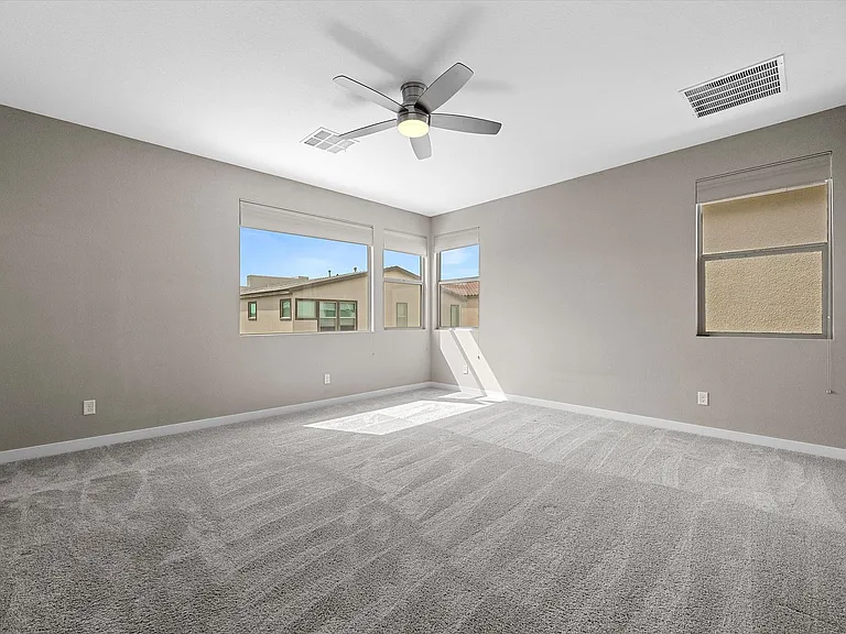 537 Monarch Ridge Ct — Photo 16