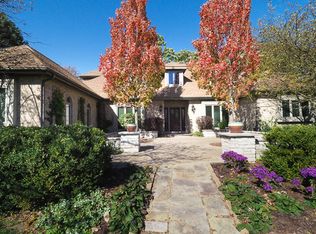 23W328 Foxwood Ct, Naperville, IL 60540