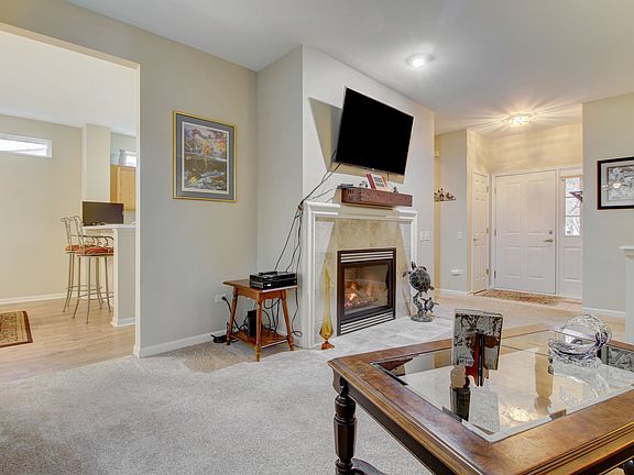 4th image of 12785 Kishwaukee Ln