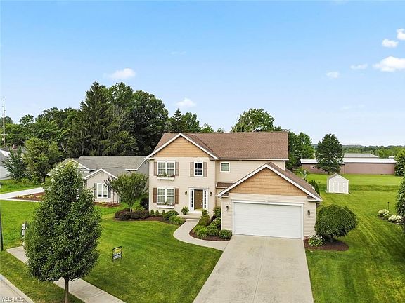 2nd image of 506 Berklee Dr