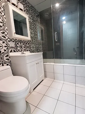 Rented by Sunshine Management Group, LLC | media 9