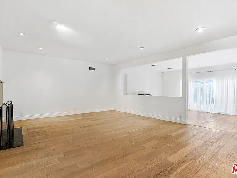 649 Tufts Ave — Photo 3
