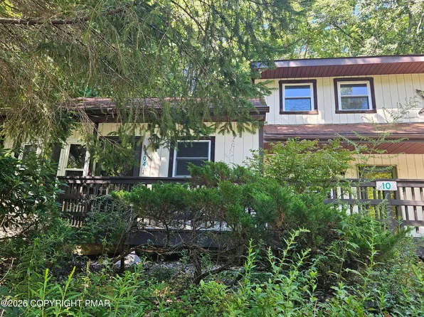 10 Villas Rd APT 104, Mount Pocono, PA 18344