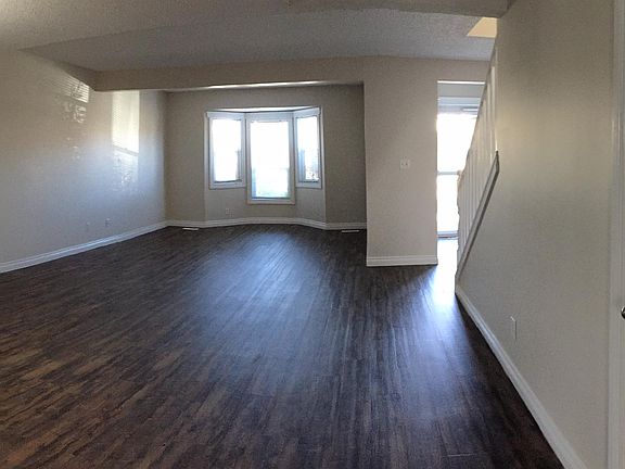 3rd image of 308 Kirkpatrick Cres NW #308