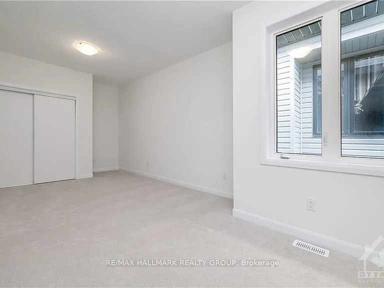 177 Lynn Coulter St — Photo 23