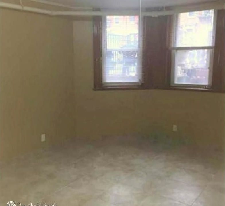 2nd image of 2331 31st Ave #1