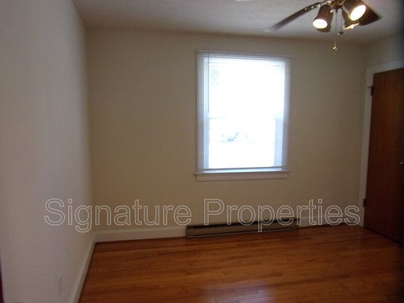 5th image of 8329 Meadowbridge Rd