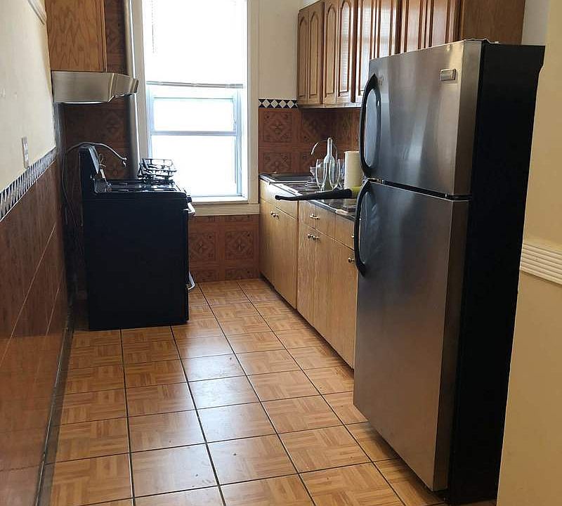 1st image of 3378 11th St APT 1B