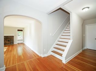 1101 Johnston Dr, Watchung, NJ 07069