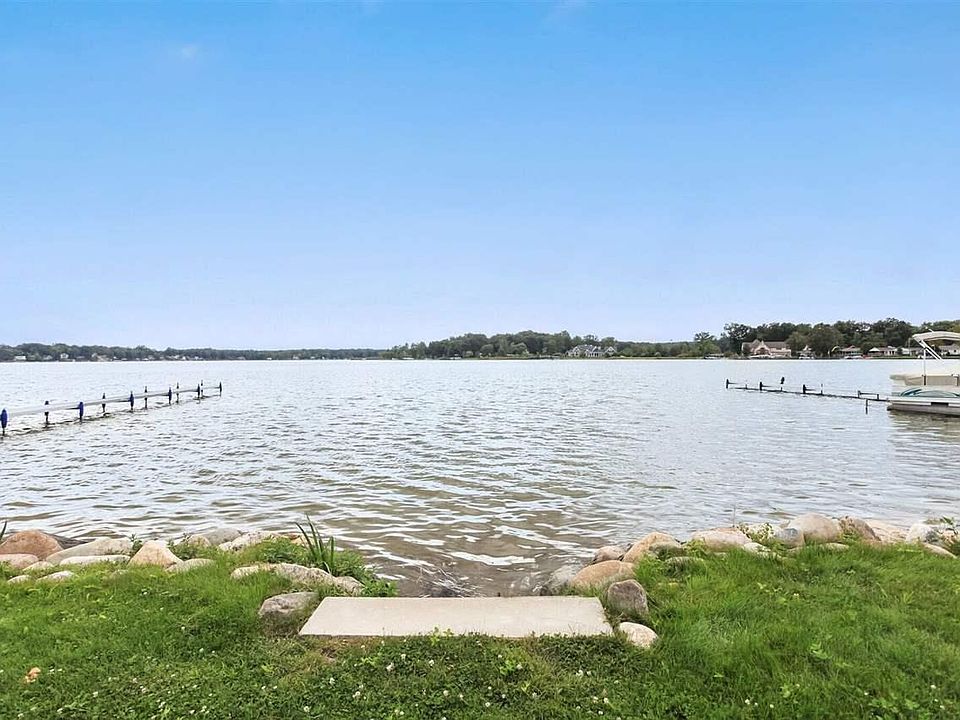 1st image of 296 Steves Scenic Dr
