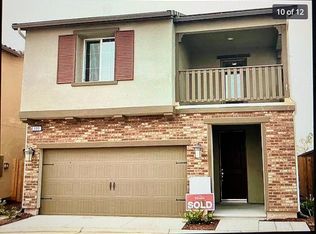 900 Lassen Ln W, Madera, CA 93636