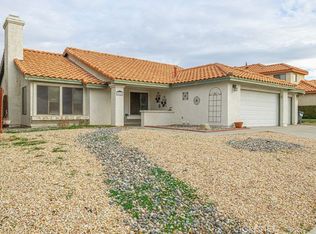 38028 Sierra Grande Ave, Palmdale, CA 93551
