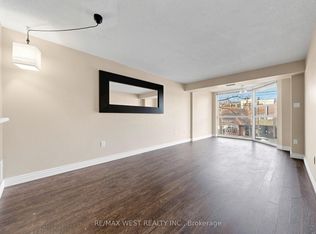 725 King St W #211, Toronto, ON