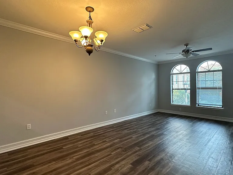 3720 Messina Dr — Photo 29
