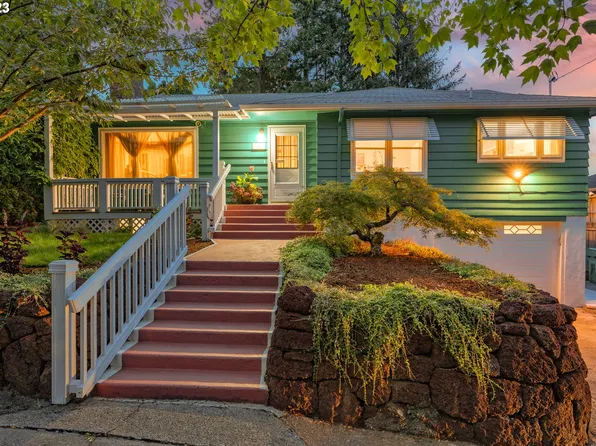 7507 SE Main St, Portland, OR 97215