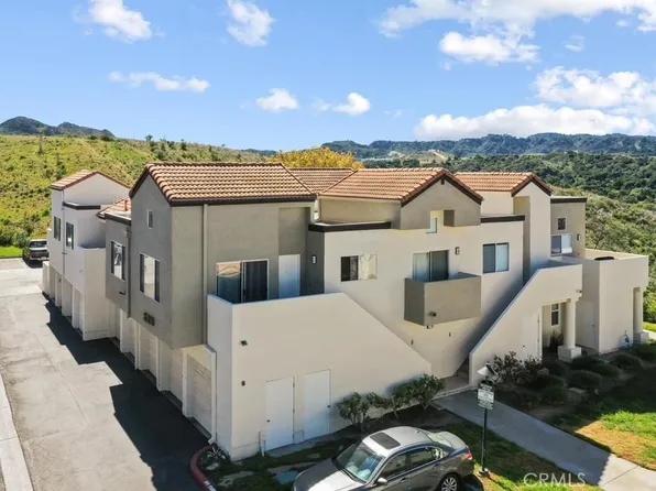 21200 Trumpet Dr Unit 205, Santa Clarita, CA 91321