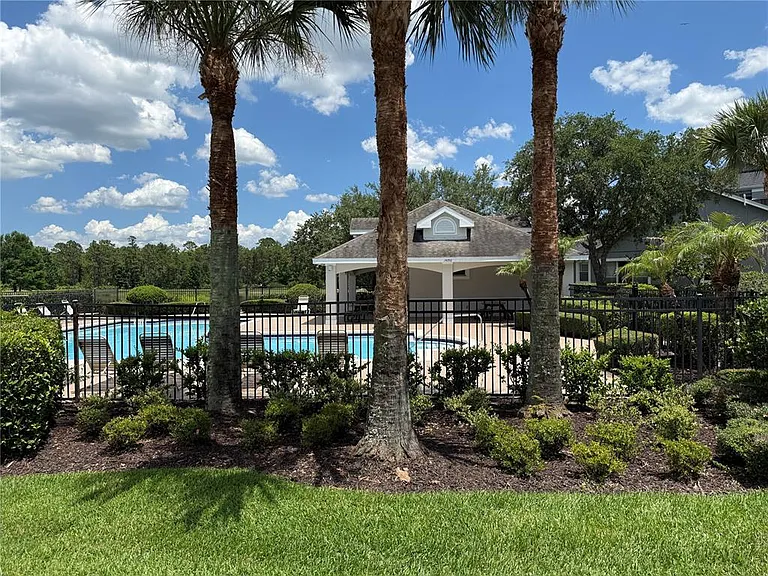 3307 Morelyn Crest Cir — Photo 38