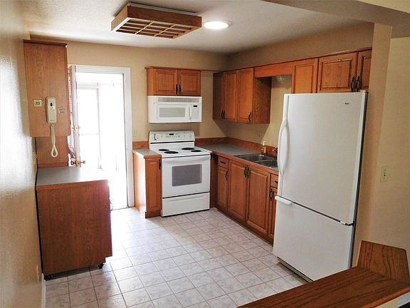 3rd image of 4696 SE 136th Ln