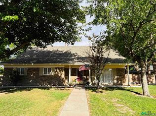 3013 Bandolina Ave, Roswell, NM 88201