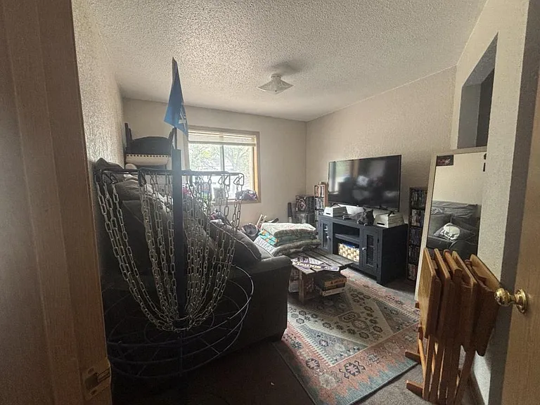 819 5th Ave S #106 — Photo 14
