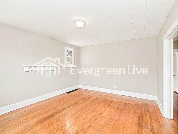 5th image of 3229 Phoenix Ave
