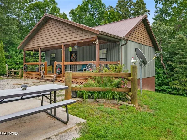 2688 Rafter Rd, Tellico Plains, TN 37385