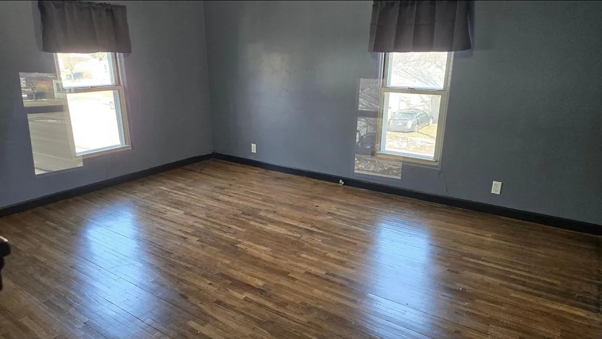 2 bed, 1.5 bath, $1,050 — Photo 3
