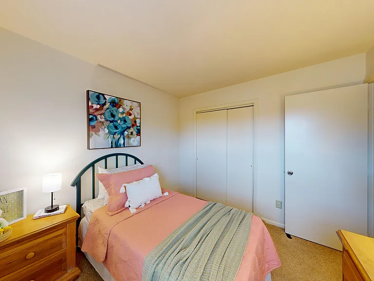 Bayview Terrace Apartments — Photo 13