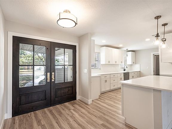 3rd image of 418 Gilbert Rd