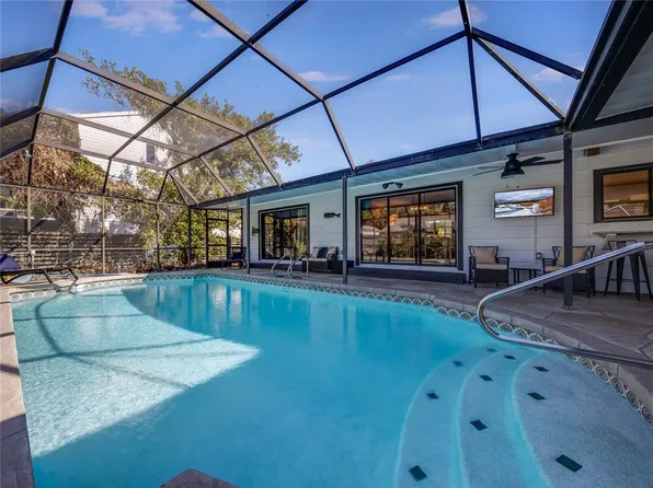 3472 Anglin Dr, Sarasota, FL 34242