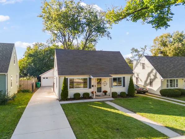 510 N Garfield St, Lombard, IL 60148
