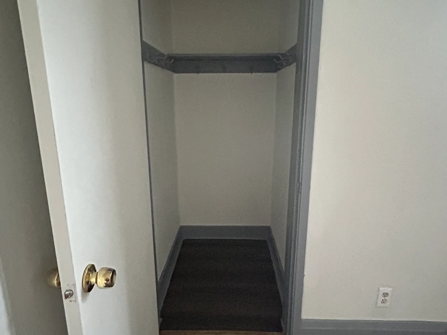 Studio, 361 sqft, $1,300 — Photo 3