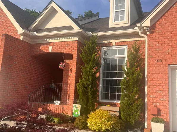 749 Outlook Ln, Chattanooga, TN 37419