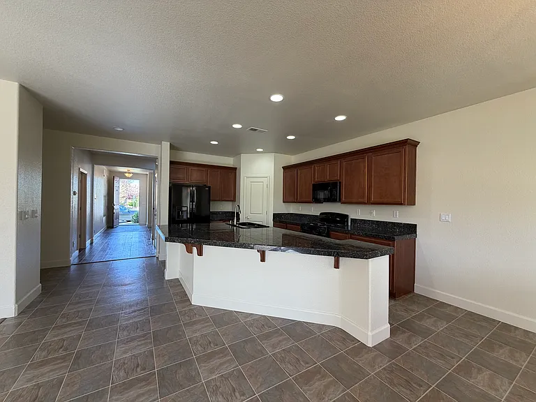 7179 Rutherford Dr — Photo 9