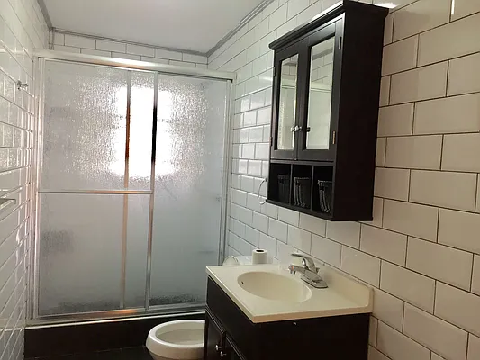 Rented by Remax Real Estate Professionals | media 10