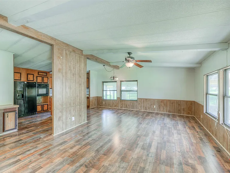 119 Monticello St — Photo 3