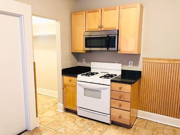 5th image of 95 Draper St #1