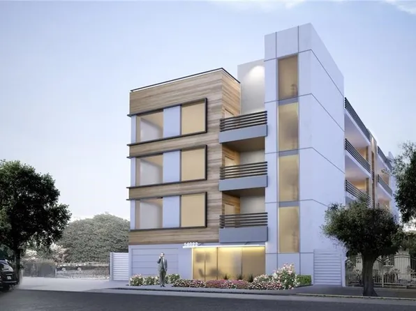 14822 Delano St, Van Nuys, CA 91411