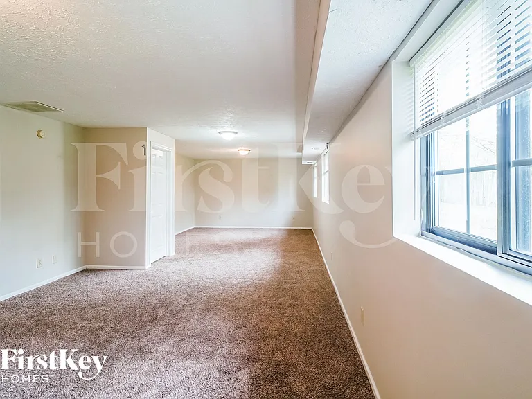 116 Westridge Blvd — Photo 6