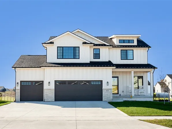 527 Wicker Dr, Huxley, IA 50124