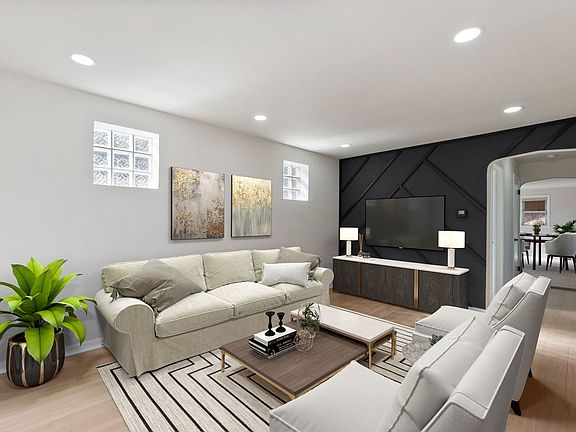3rd image of 3642 S 57th Ave
