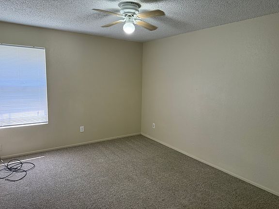 4th image of 2419 Springmont Ct