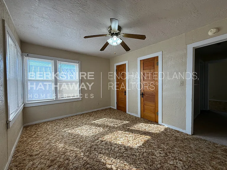 812 Badger St #600 — Photo 10