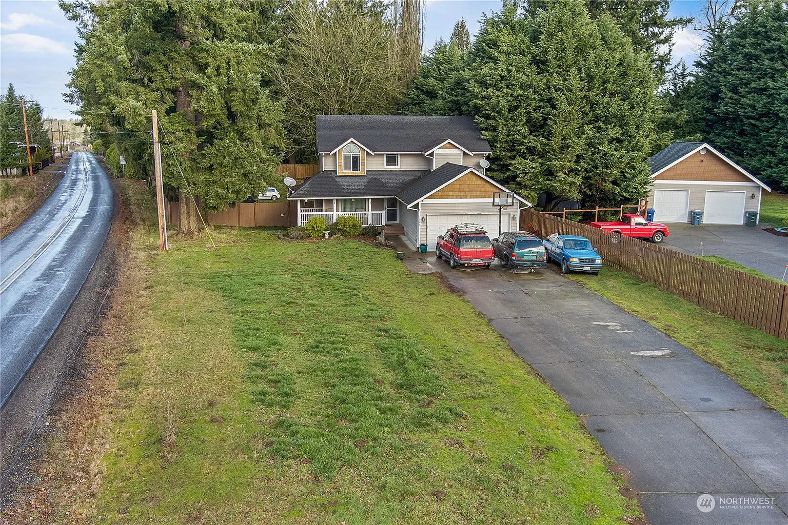30713 Webster Road E photo 1